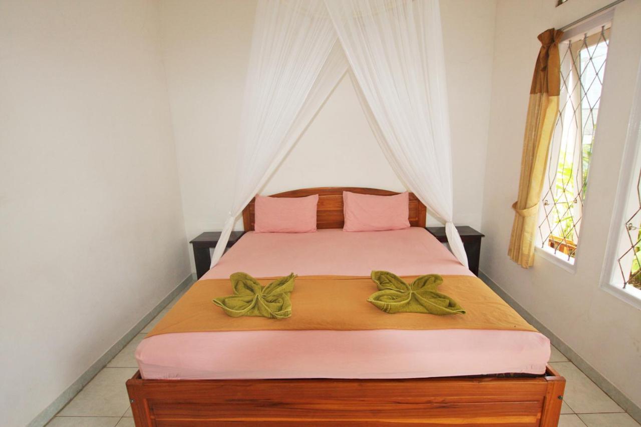Manta Manta Guesthouse Labuan Bajo Exterior foto
