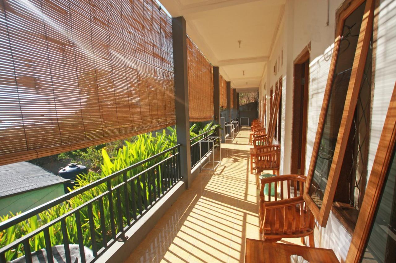 Manta Manta Guesthouse Labuan Bajo Exterior foto